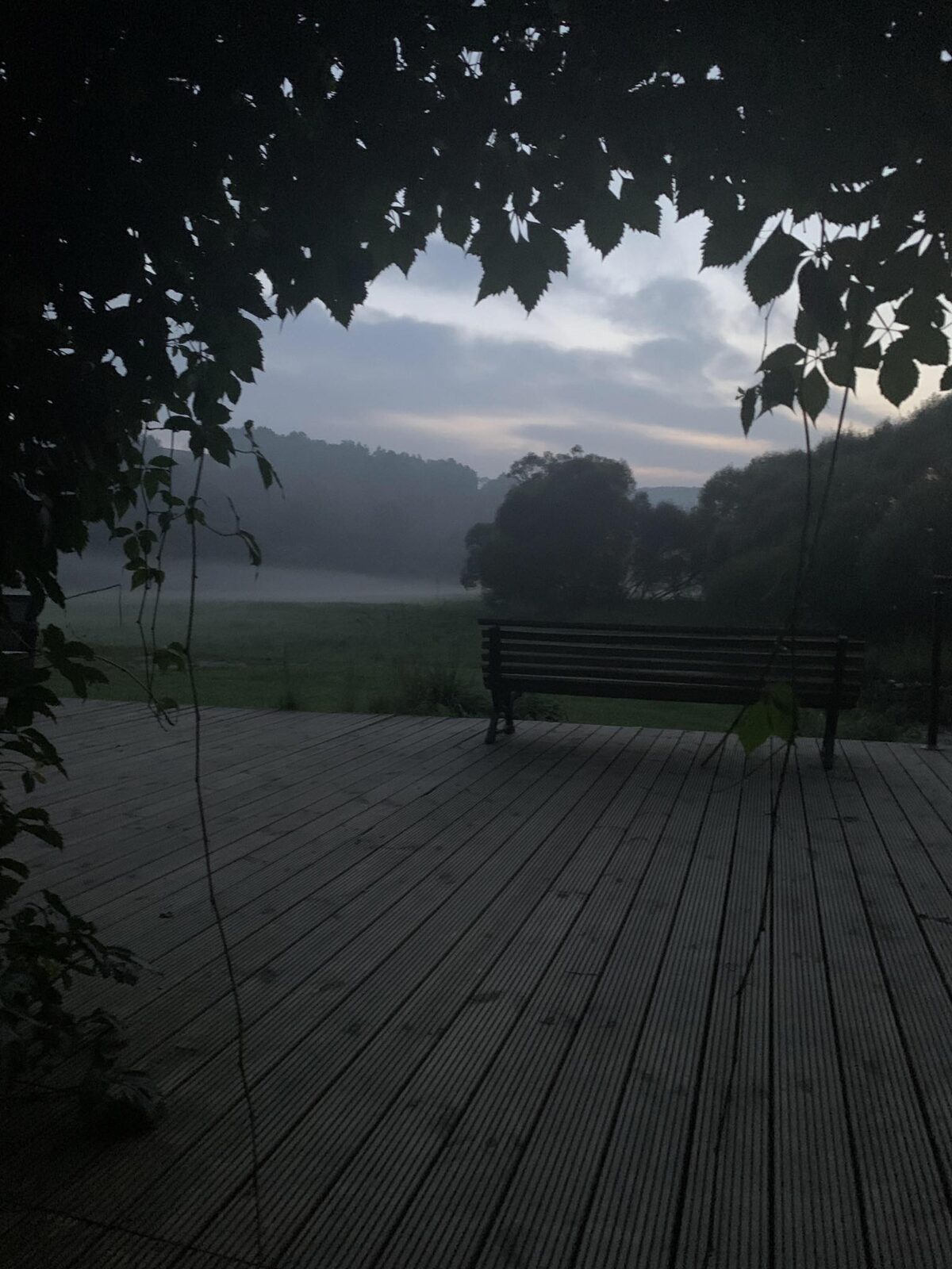 Widok z tarasu o zachodzie słońca